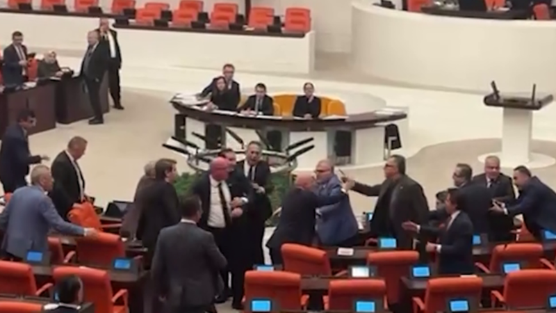 Meclis'te İsmet İnönü Tartışması: Geçmişten Günümüze Siyasi Mirası