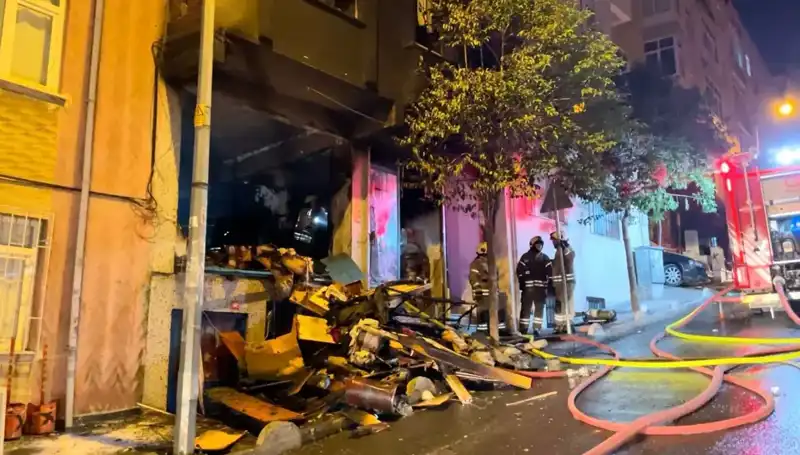 Bağcılar'da Beş Katlı Binada Yangın Paniği: Olayın Ayrıntıları