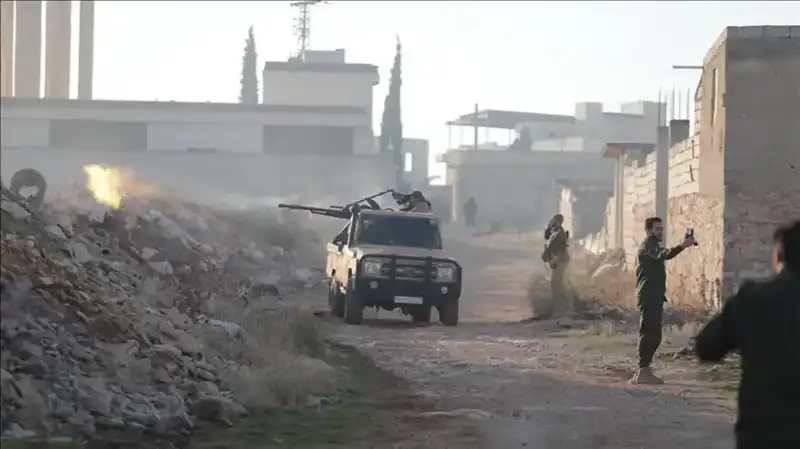 Suriye Ordusu ile YPG Arasında Şiddetli Çatışmalar Sürüyor